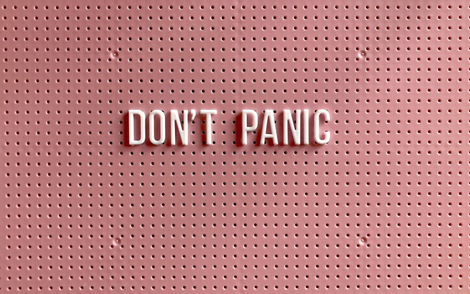 news teaser schrift don't panic